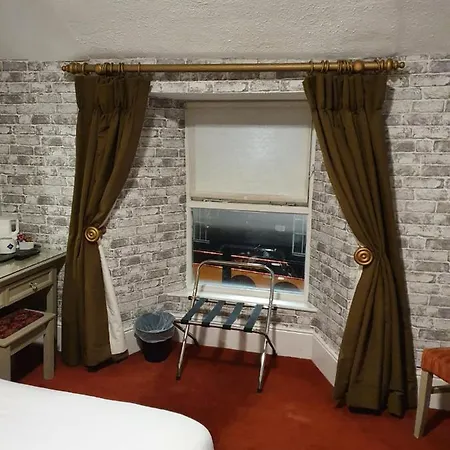 The Town 2* Port Laoise