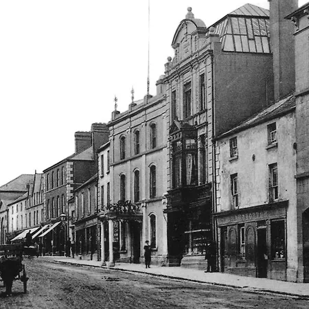 The Town 2* Port Laoise